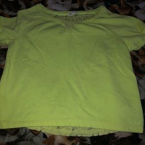 A cute neon green crop top❤️